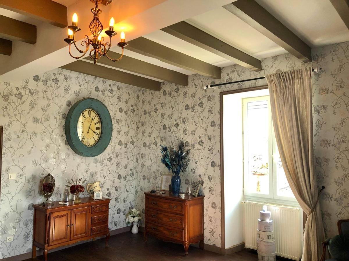 NO5 Chambre D'hotes Courcome Exterior foto